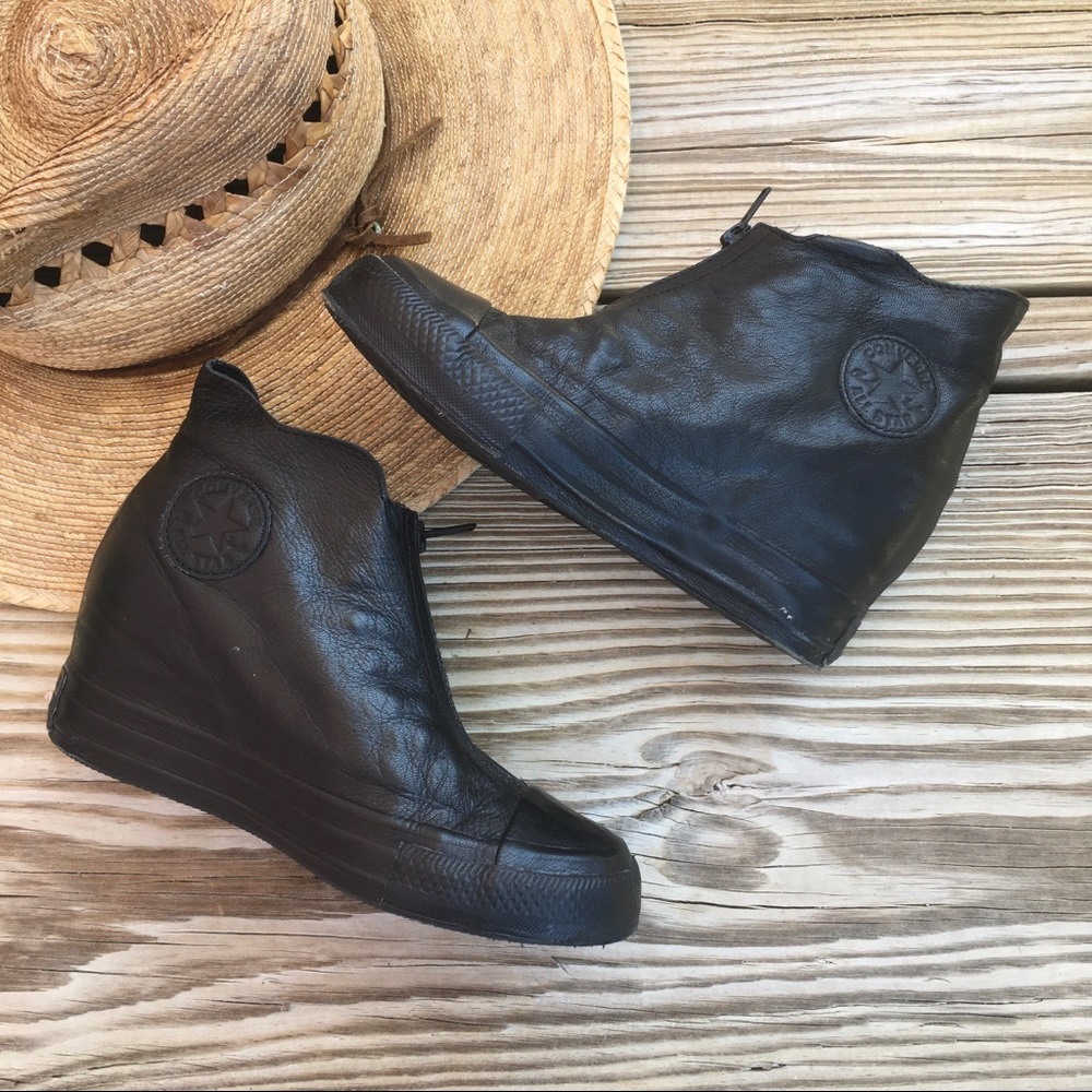 Converse Chuck Taylor Black Leather Shroud Hi Top